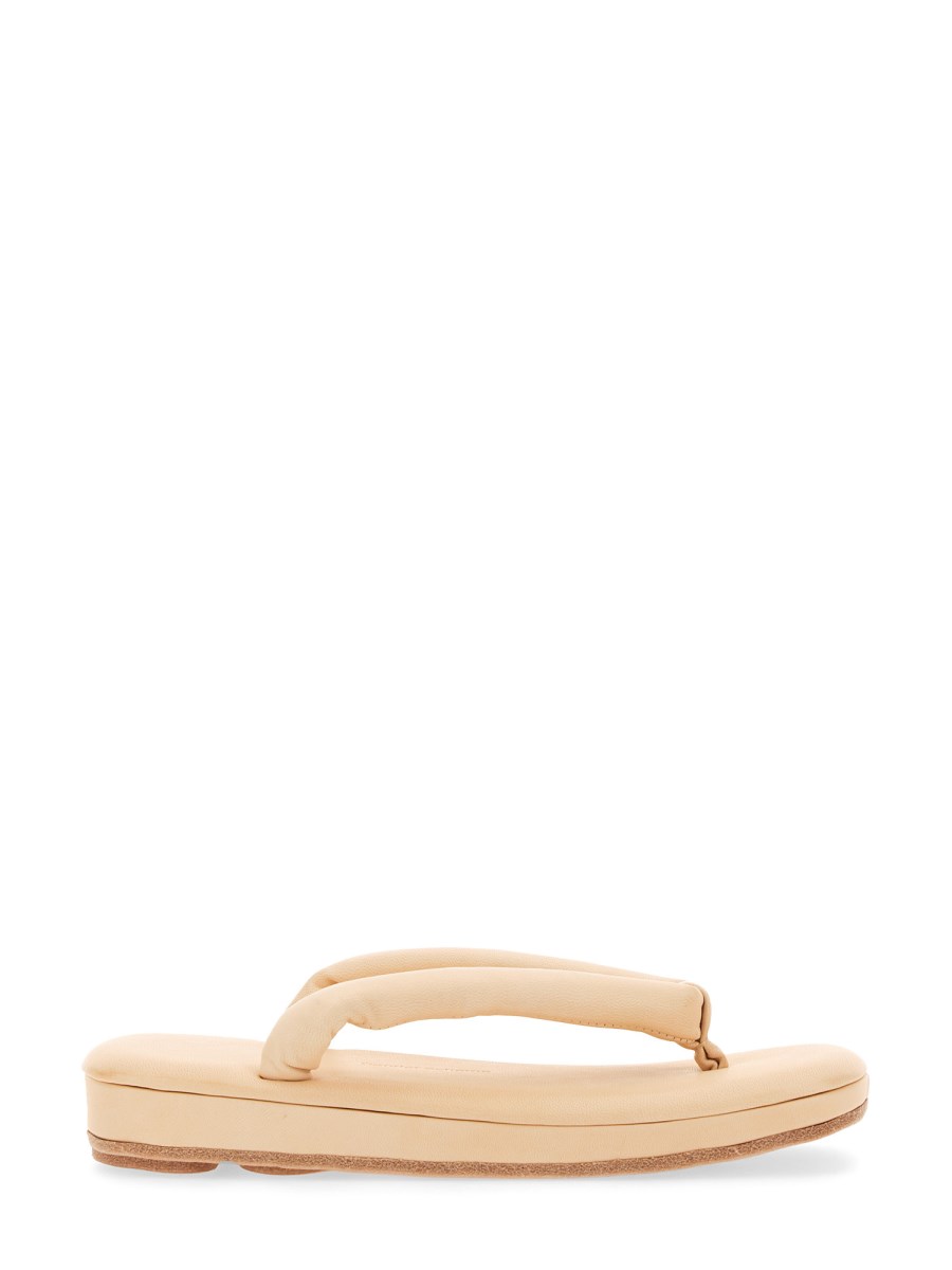 HENDER SCHEME LEATHER SLIPPERS Eleonora Bonucci