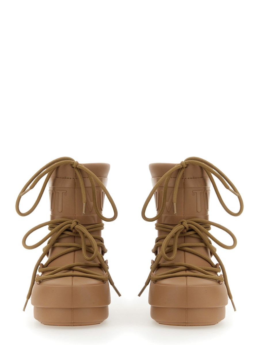 Yeezy moonboots clearance