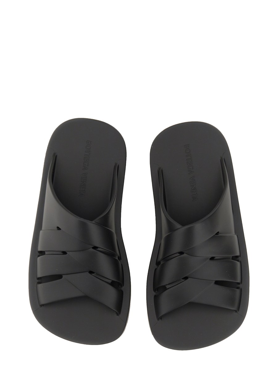 【Bottega Veneta】 Flintston Mule Black BOTTEGA VENETA - FLINTSTONE MULES - Eleonora Bonucci