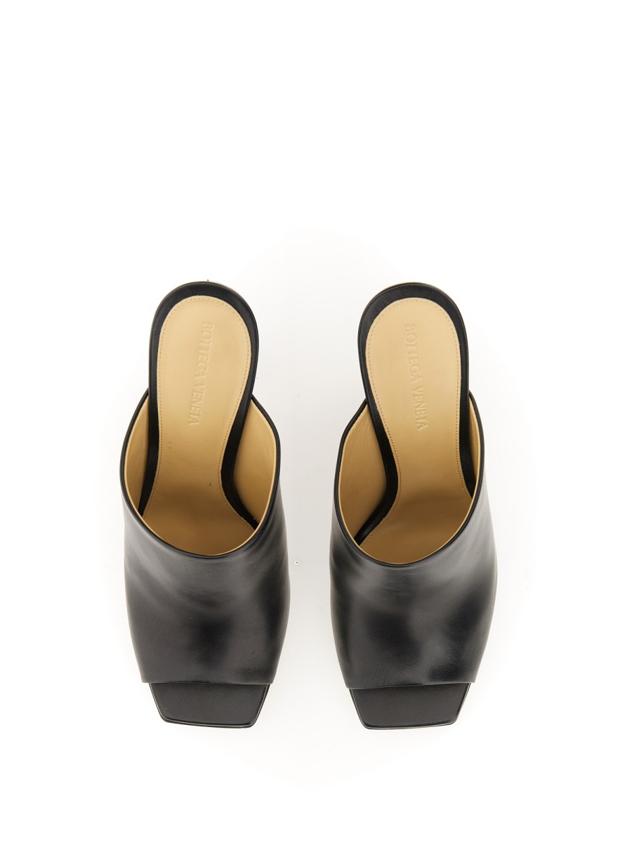 SANDALO SLINGBACK