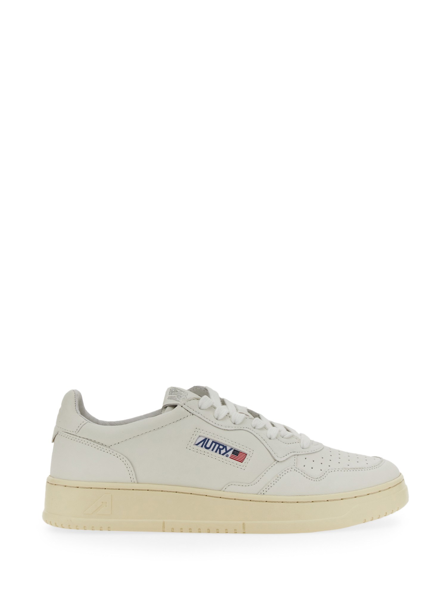 Autry Medalist Low White Sneakers With Suede Inserts And Tonal Heel Tab In Leather Man In White