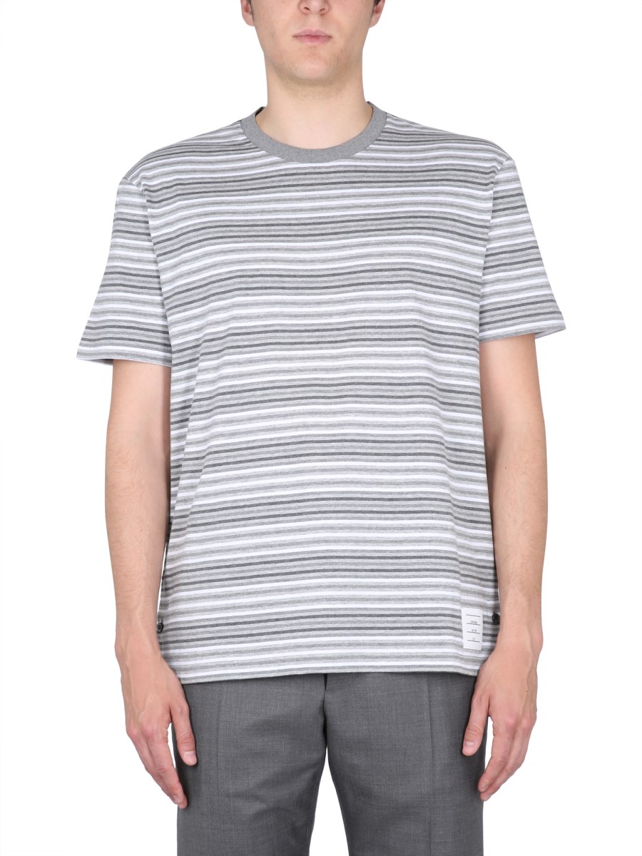 T-SHIRT A RIGHE