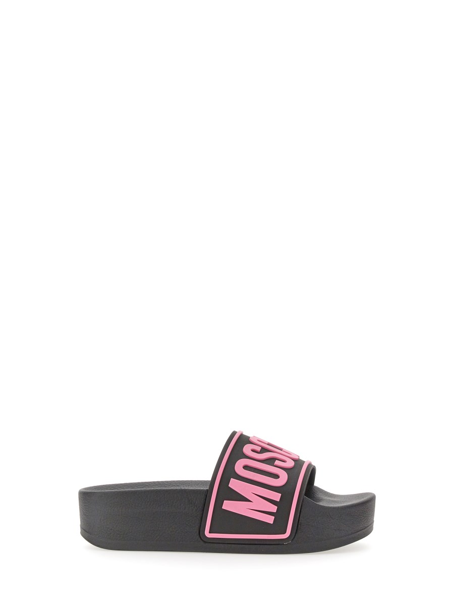 Red hot sale moschino slides