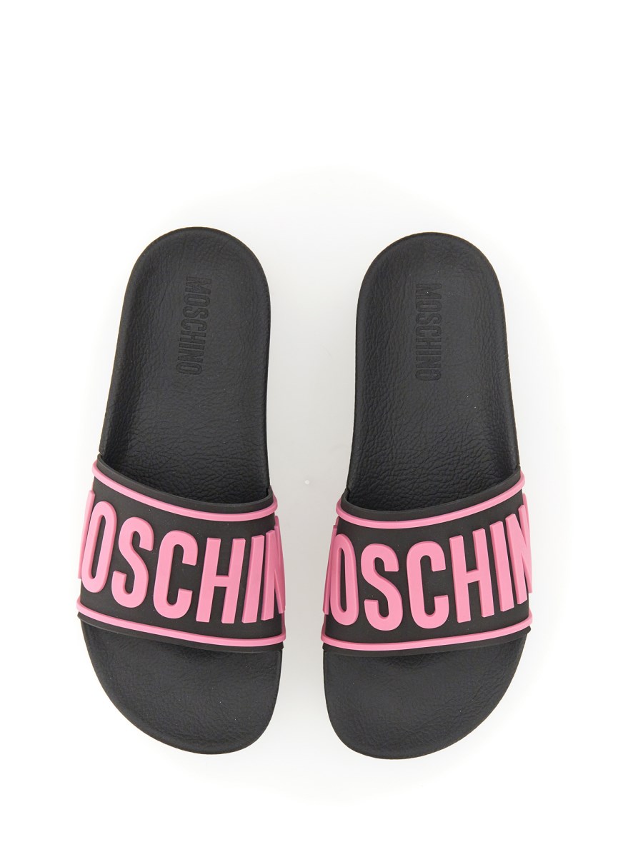 MOSCHINO SLIDE WITH LOGO Eleonora Bonucci