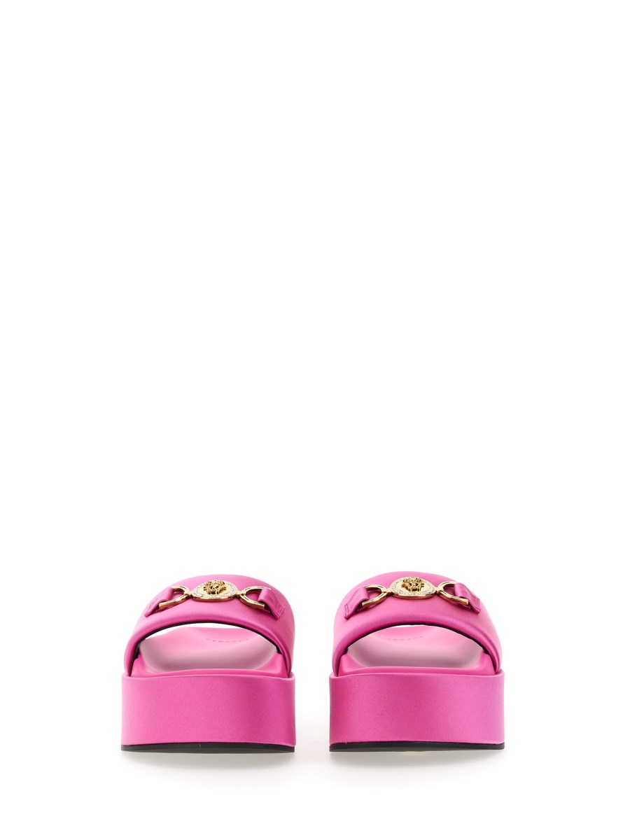 【送料&関税込】Versace Biggie Medusa Platform Sandals Versace Medusa Biggie Sandals | Black | FARFETCH PL
