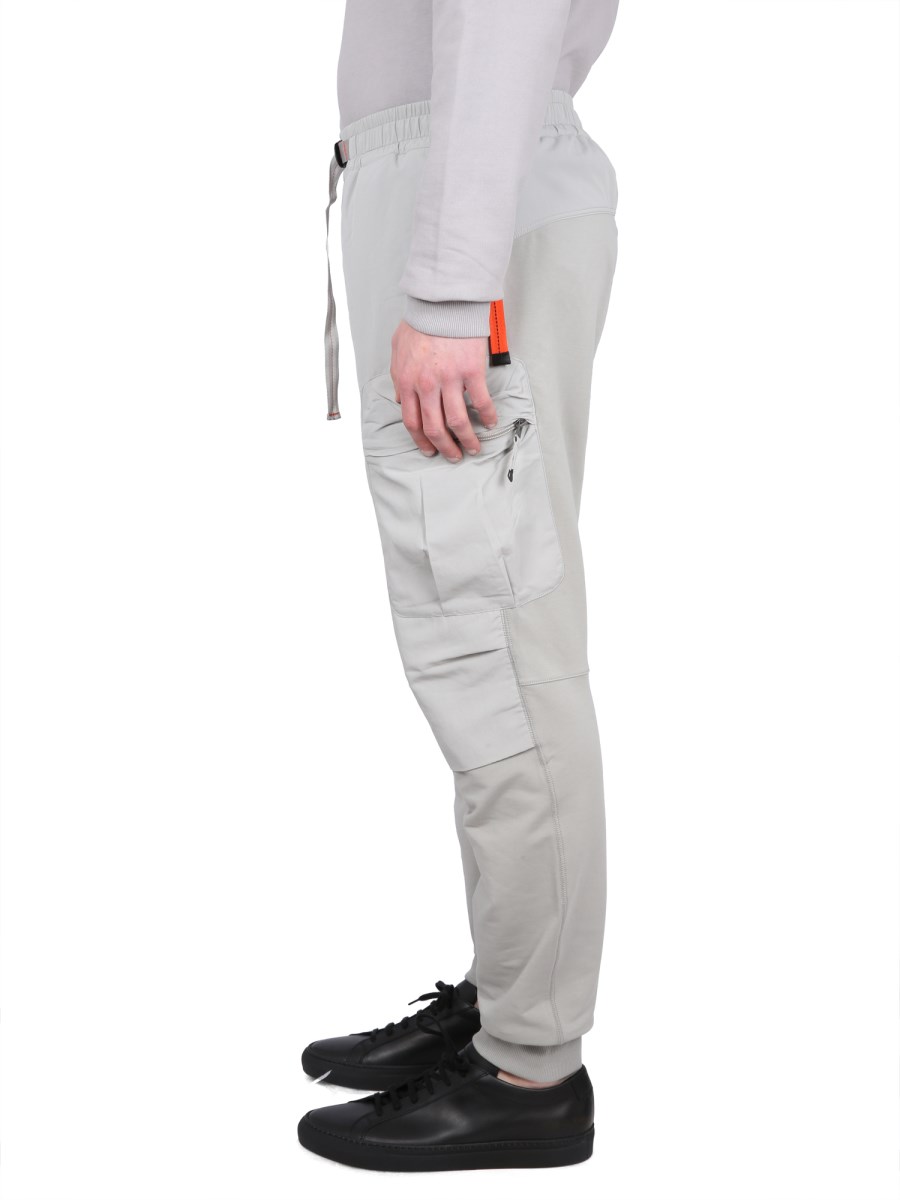 PARAJUMPERS｜TRAINING PANTS (SOAVE (25SS-PWPARE33-322)) SOAVE - LONG PANTS DARK MUD | Parajumpers®