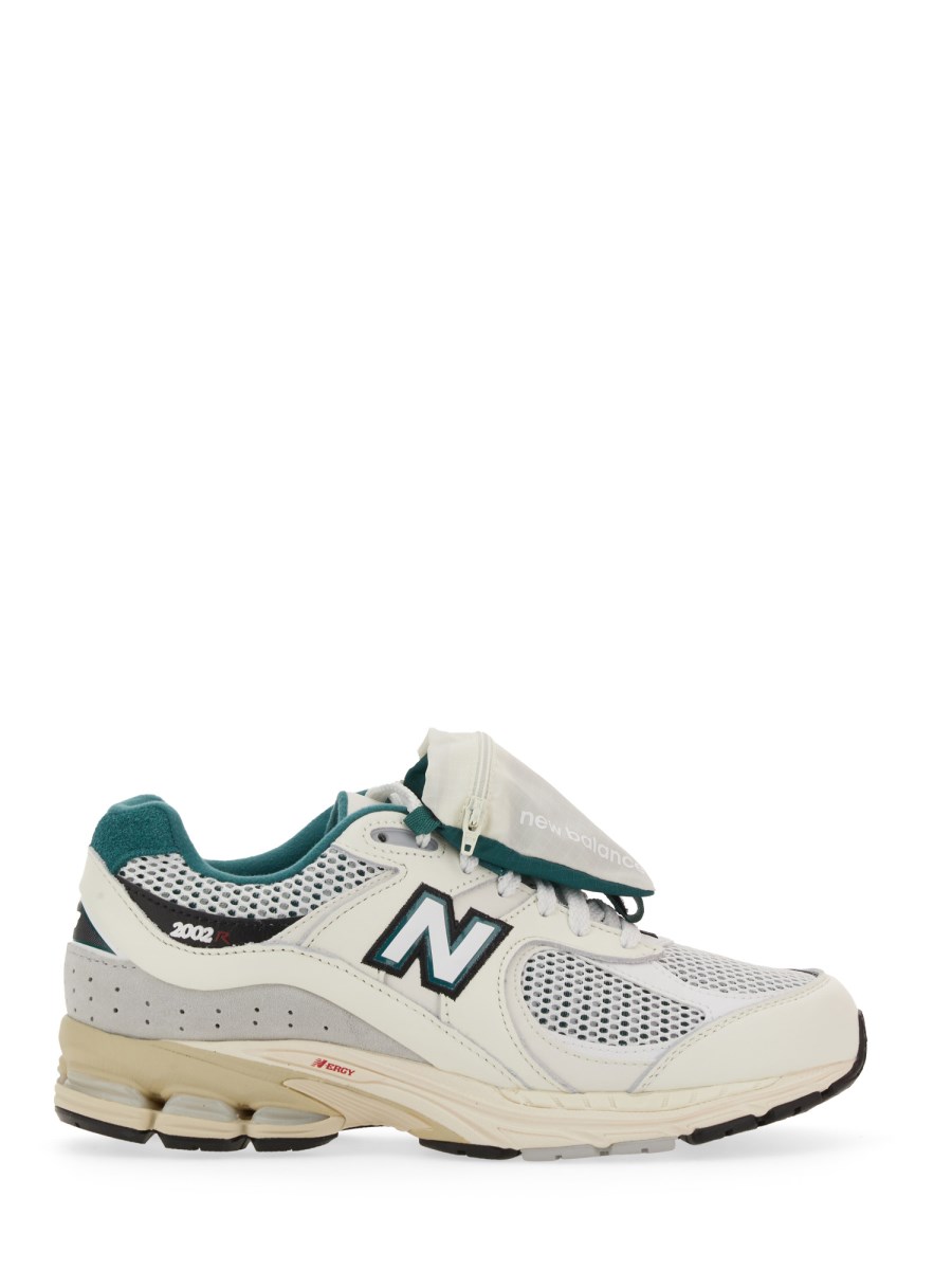 NEW BALANCE SNEAKER 2002 IN PELLE