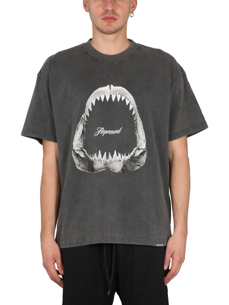 Shark tee clearance givenchy