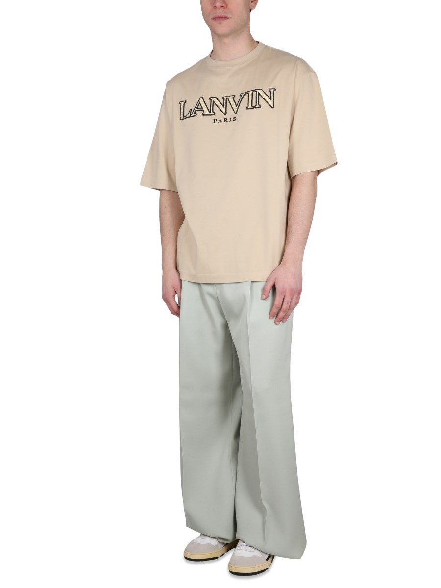 T-SHIRT CON RICAMO LOGO