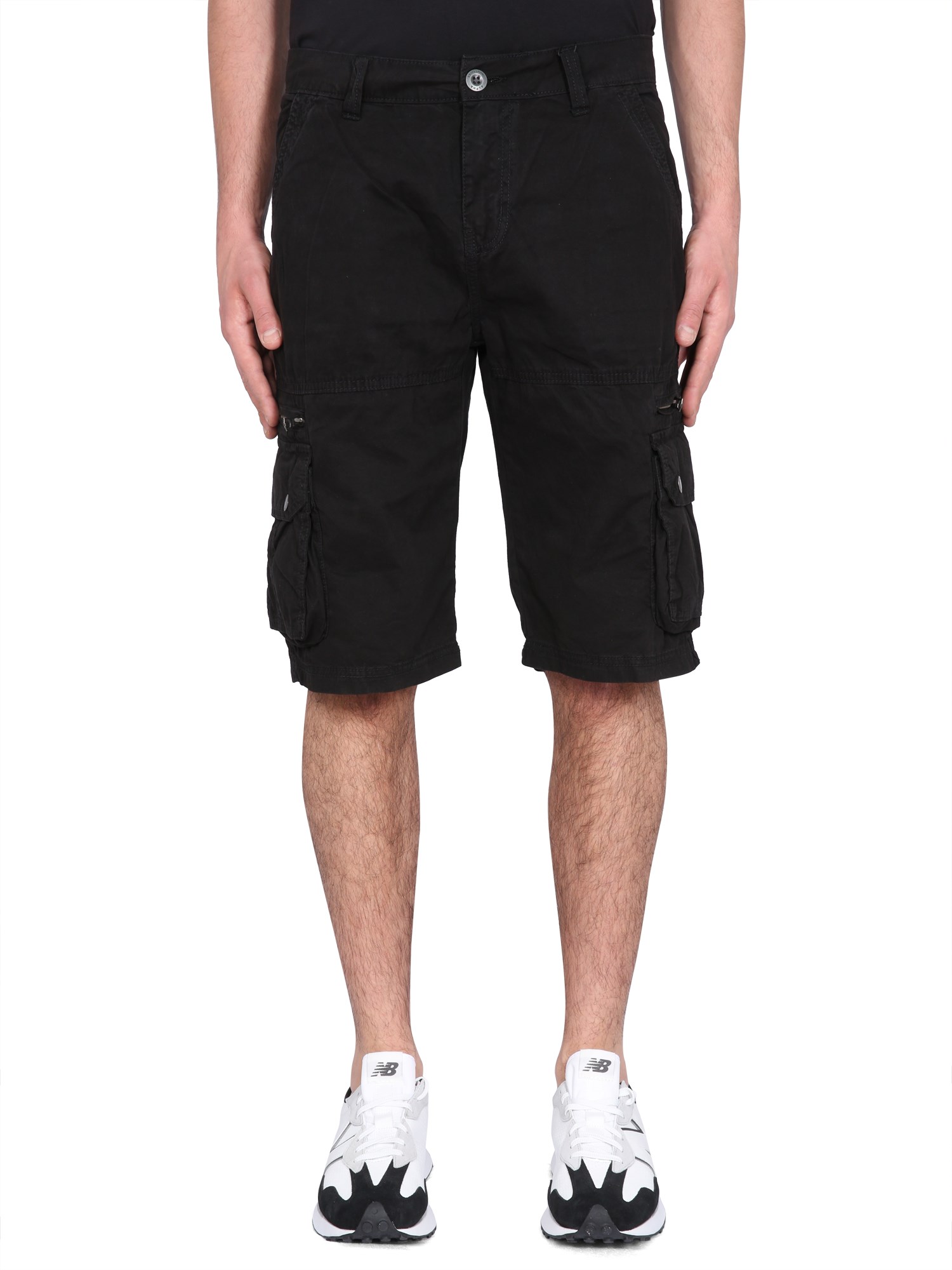 Alpha Industries Cargo-pocket Cotton Bermuda Shorts In Black