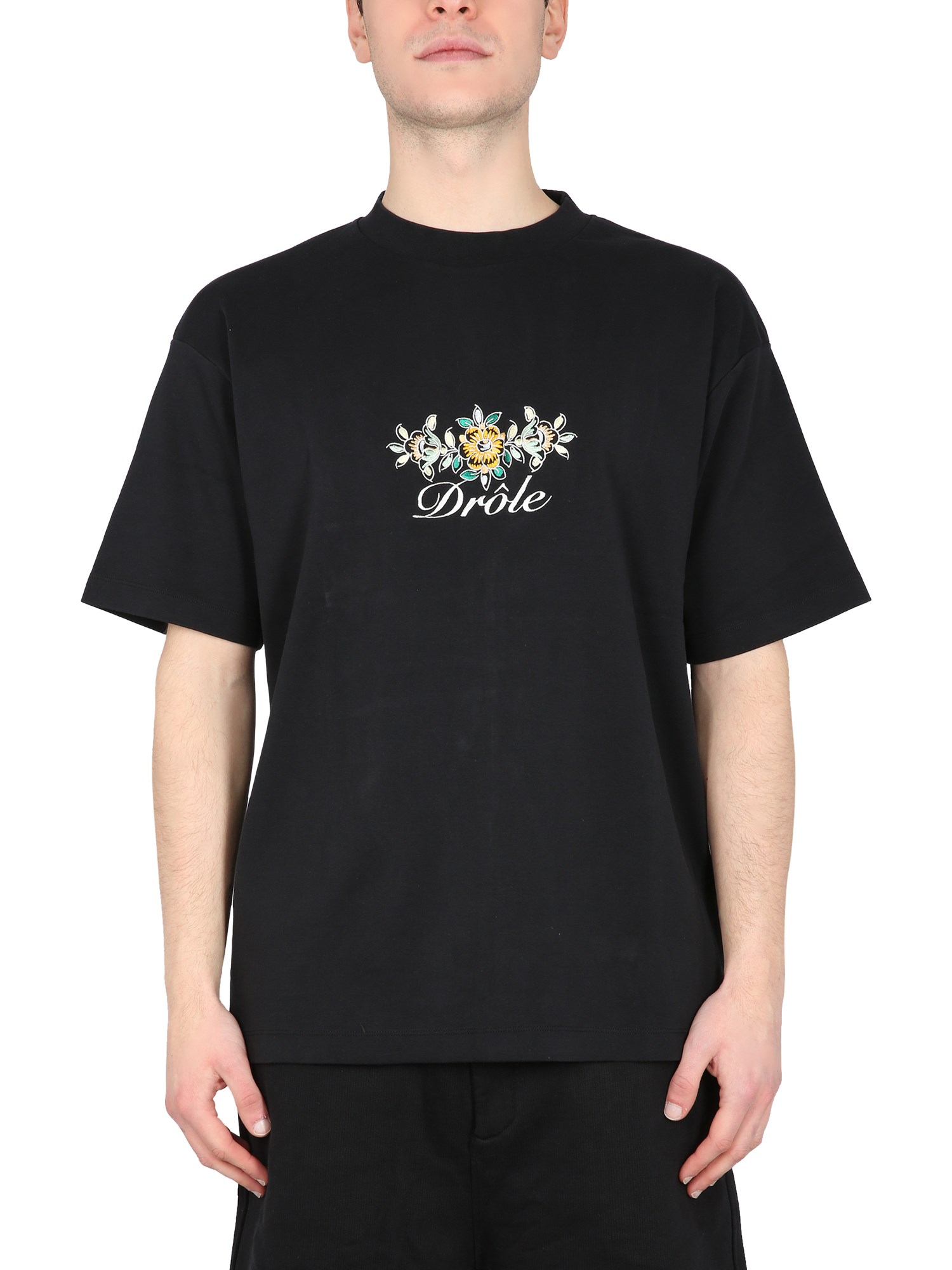 Shop Drôle De Monsieur T-shirt Drole Fleuri In Black