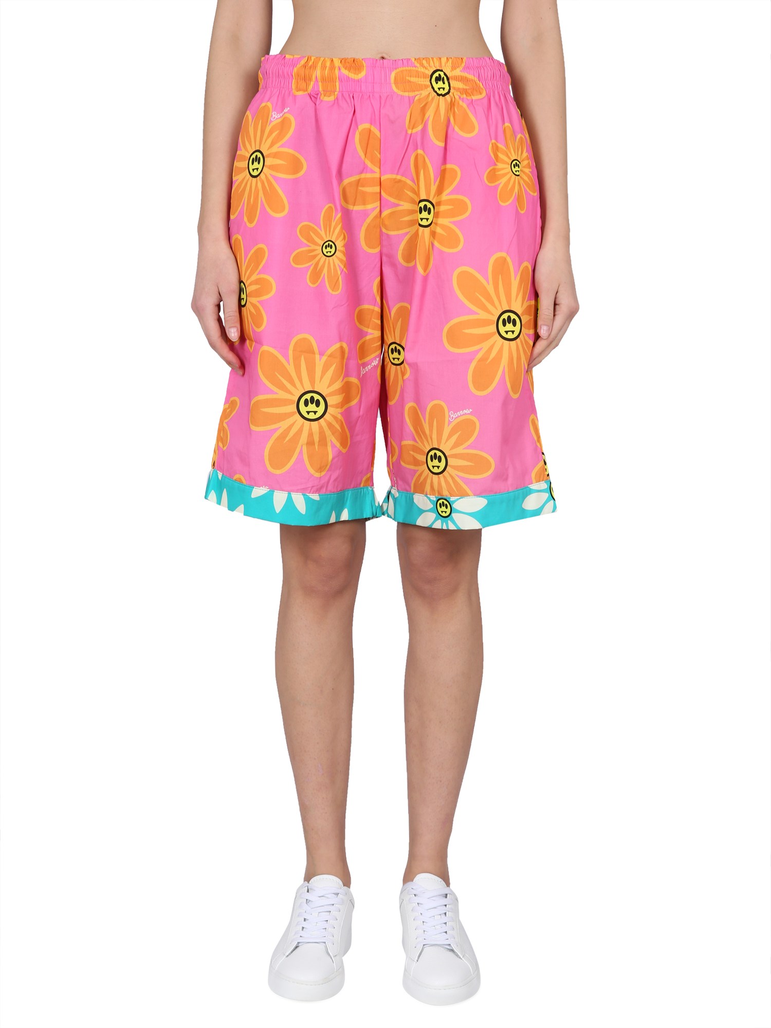 Shop Barrow Sunflower Print Bermuda Shorts In Fuchsia