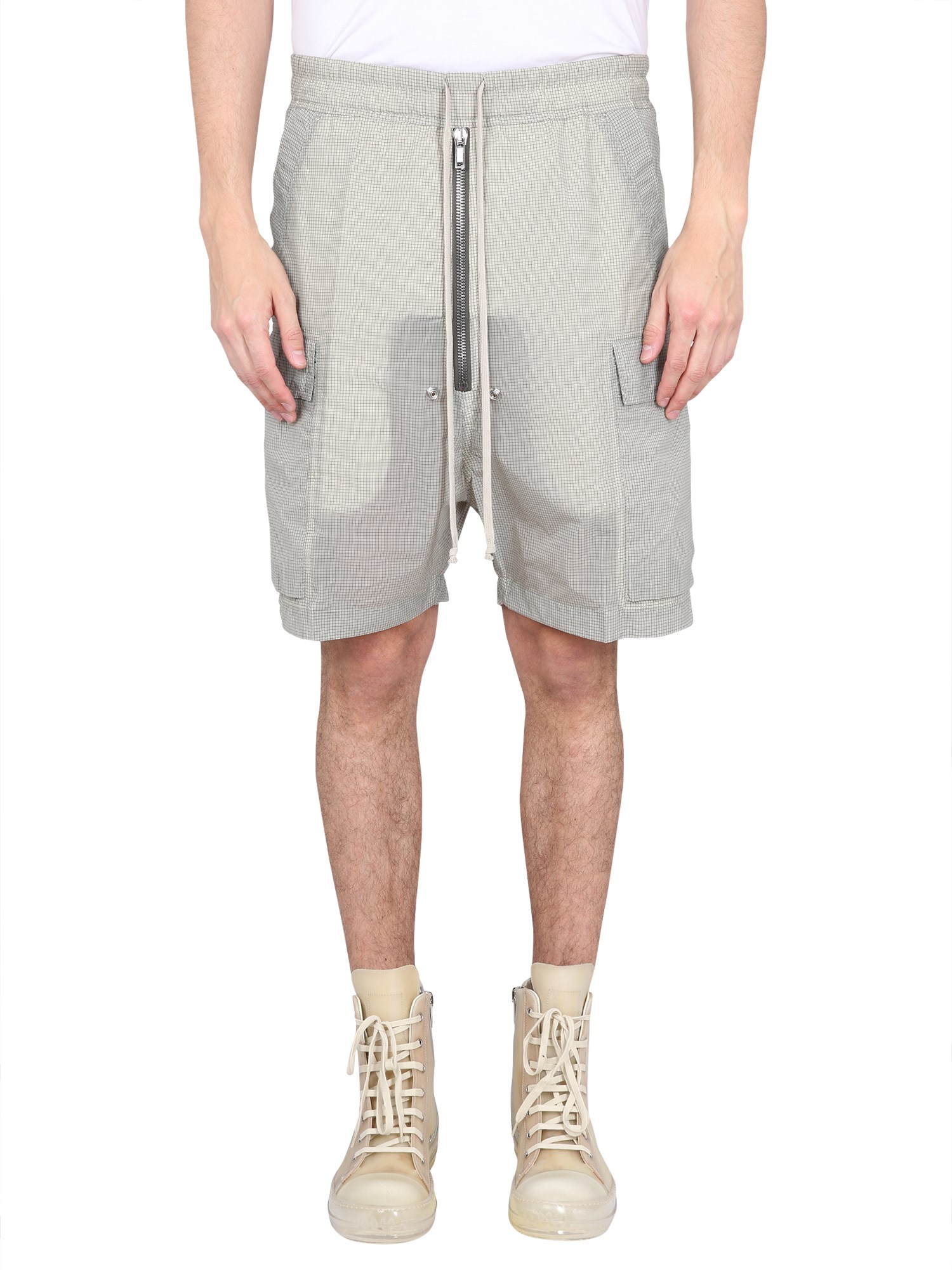 Rick Owens Zippered Bermuda Shorts In White