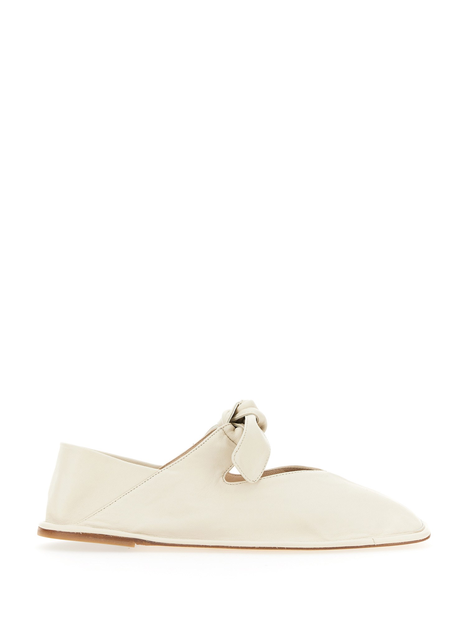 Hereu Llasada Pump Flat In White | ModeSens