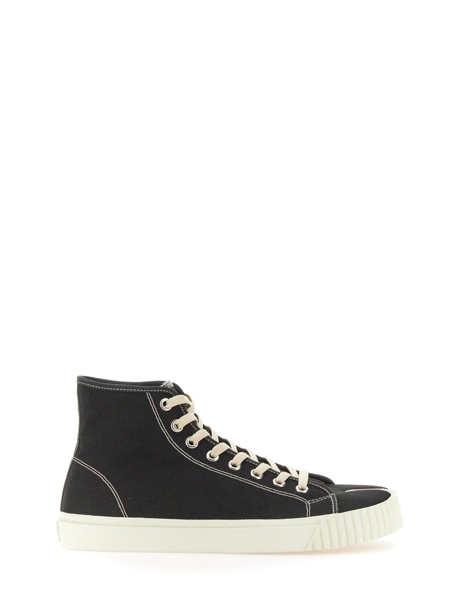 Maison margiela store canvas shoes