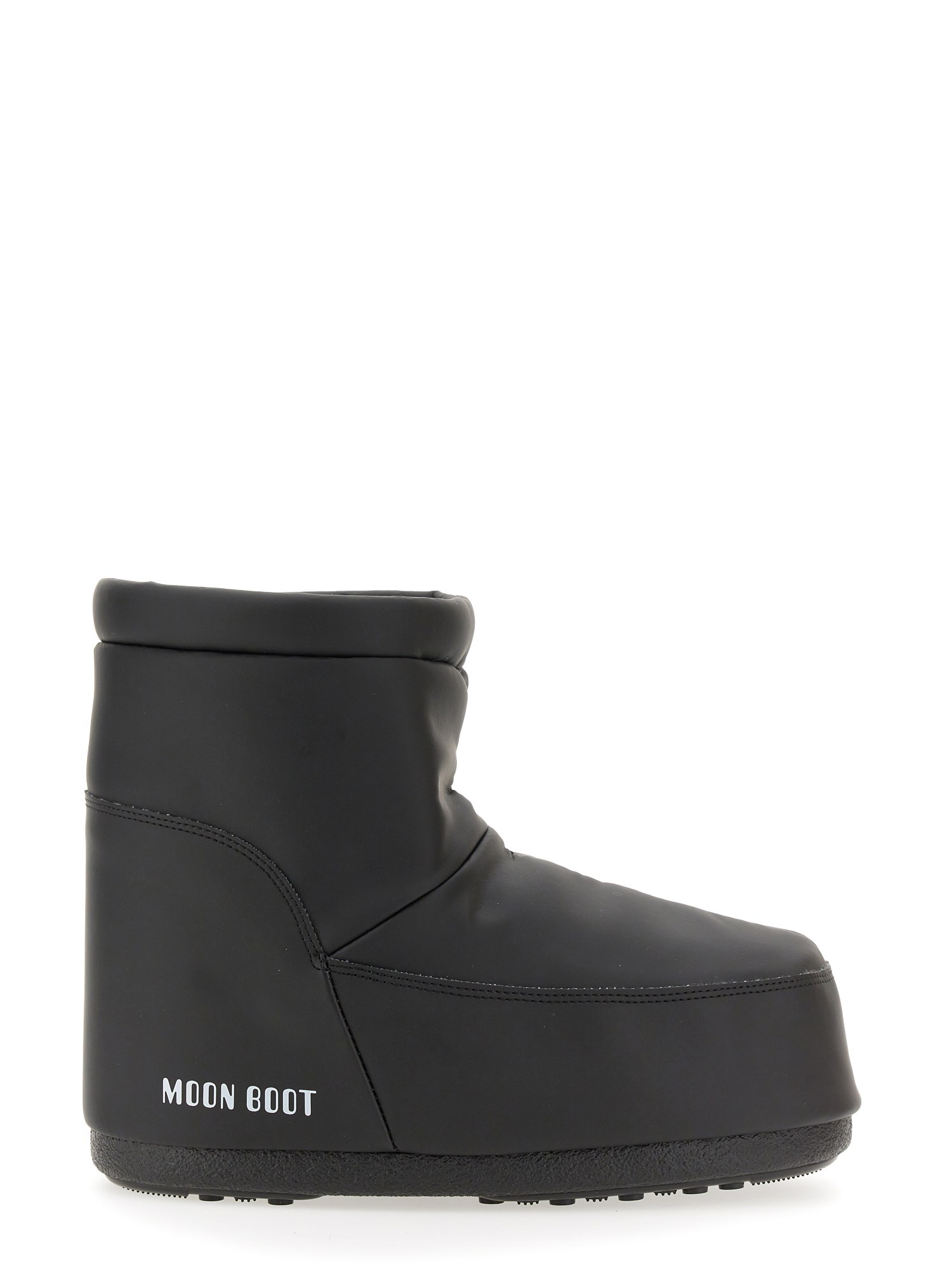 Icon Low Snow Boots in Black - Moon Boot