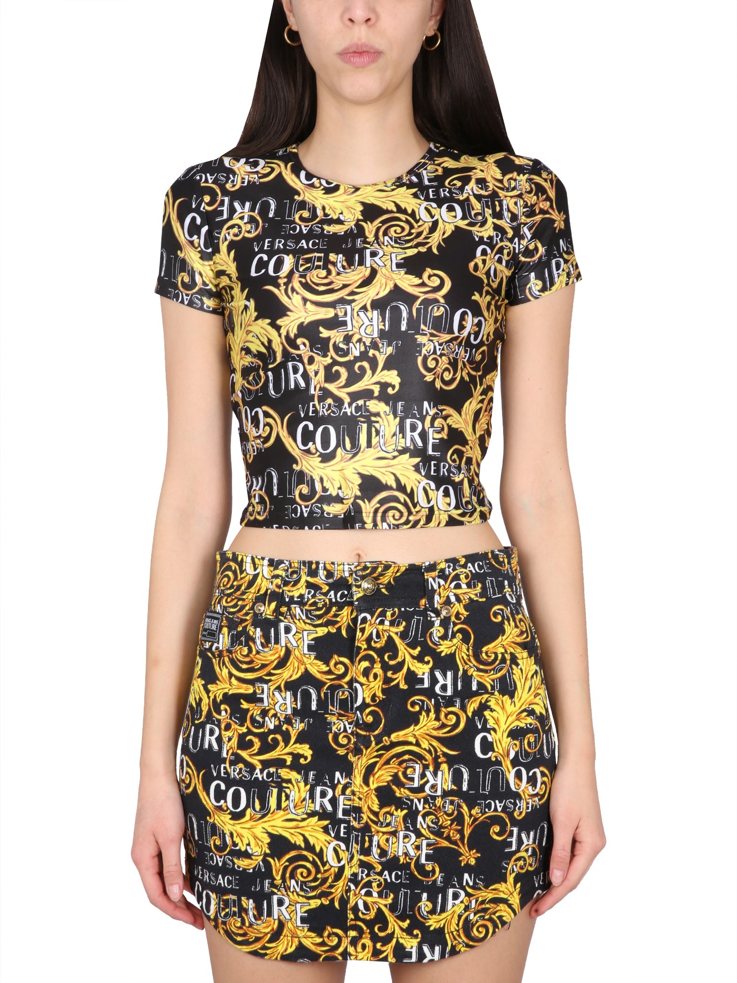 Versace Jeans Couture Barocco-print Cropped T-shirt In Multicolour