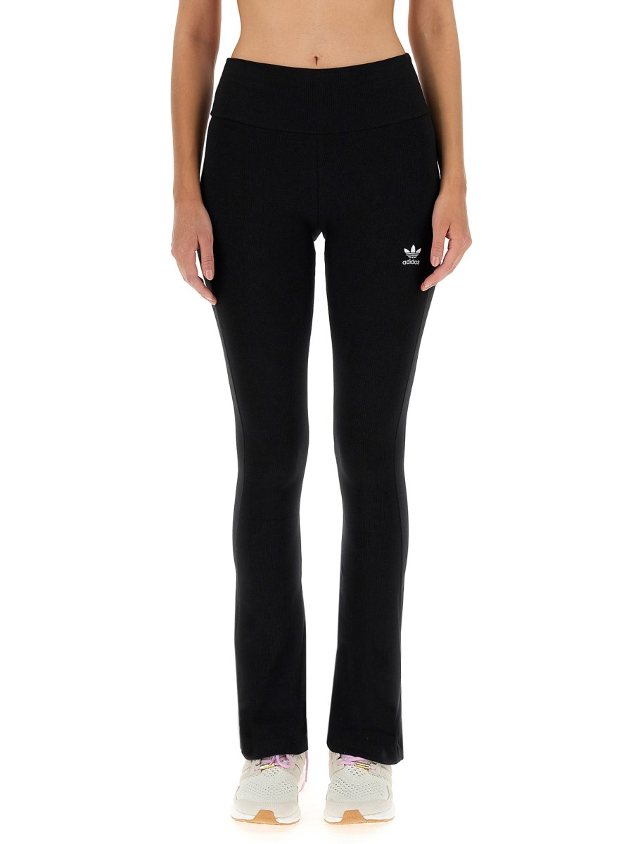 adidas Originals ESSENTIALS FLARED - Leggings - Trousers - black