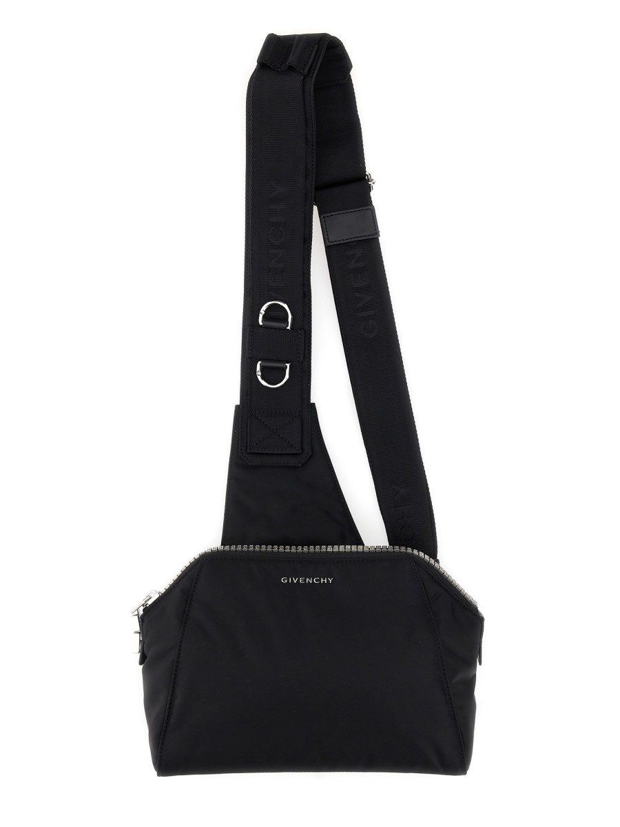 GIVENCHY BORSA ANTIGONA IN NYLON