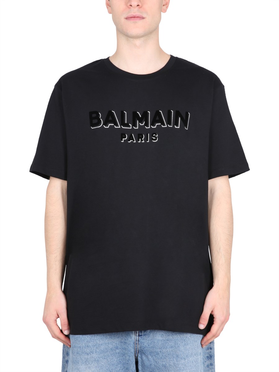 BALMAIN T-SHIRT IN COTONE CON LOGO FLOCCATO E METALLIZZATO