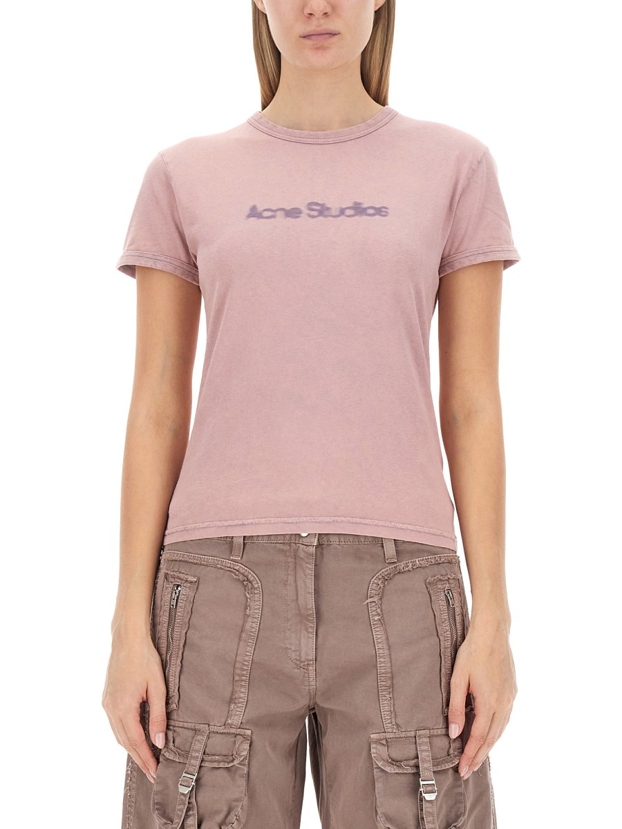 T-SHIRT CON LOGO