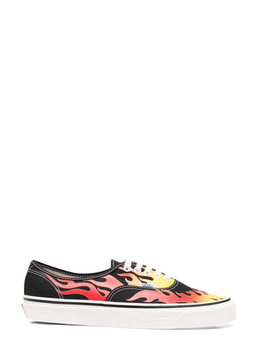 Vans store authentic flame