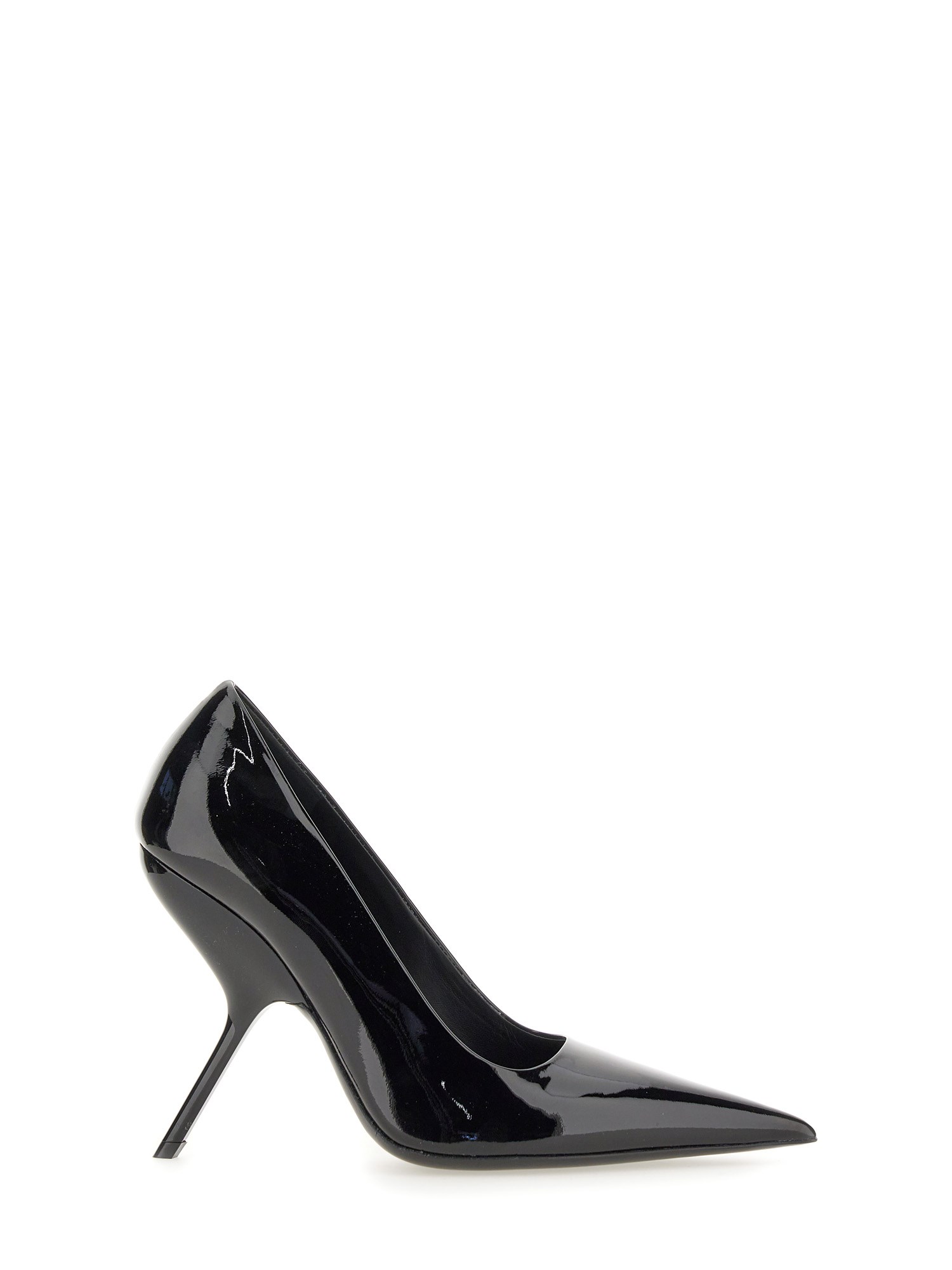Ferragamo Eva 105 Patent Leather Pumps In Black