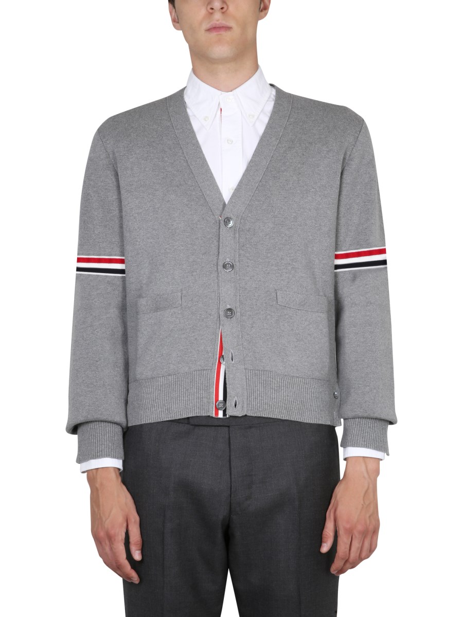 THOM BROWNE CARDIGAN IN COTONE CON SCOLLO A V