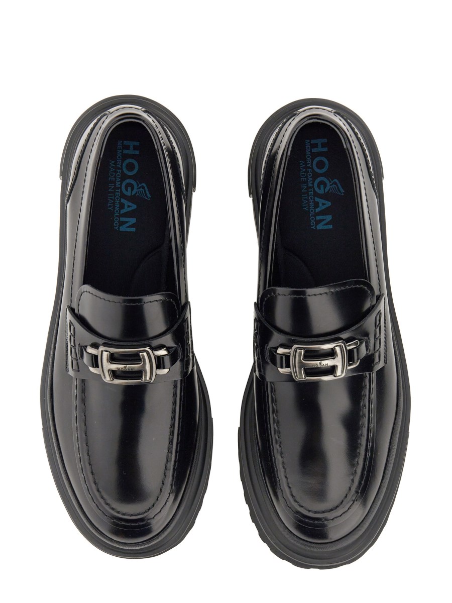 Hogan logo-plaque leather loafers - Black