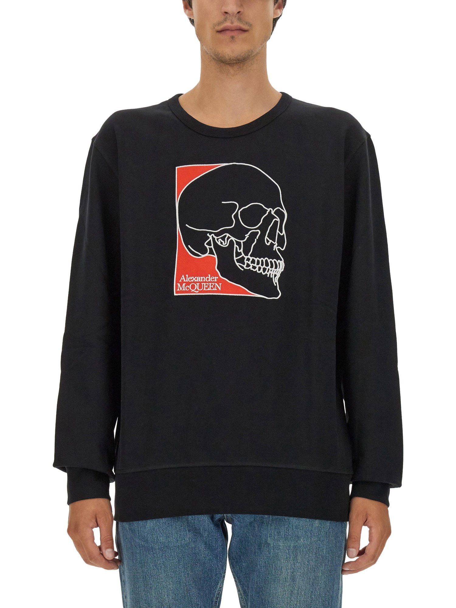 Alexander Mcqueen Alexander Mc Queen Sweatshirt With Embroidered Logo In Black