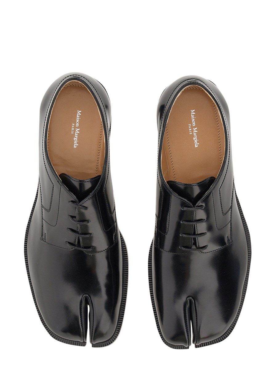 maison margiela tabi derby