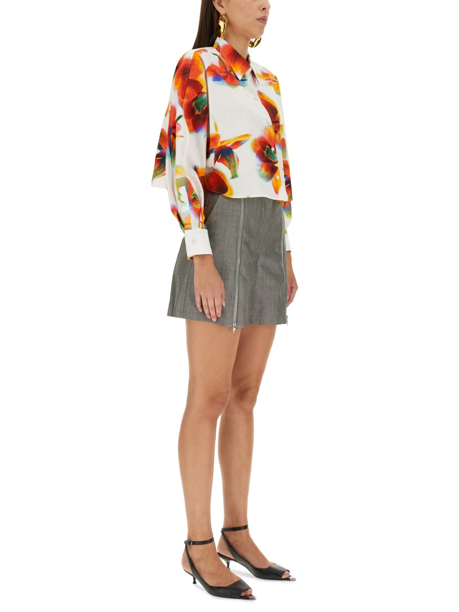 SHORT IN LANA 