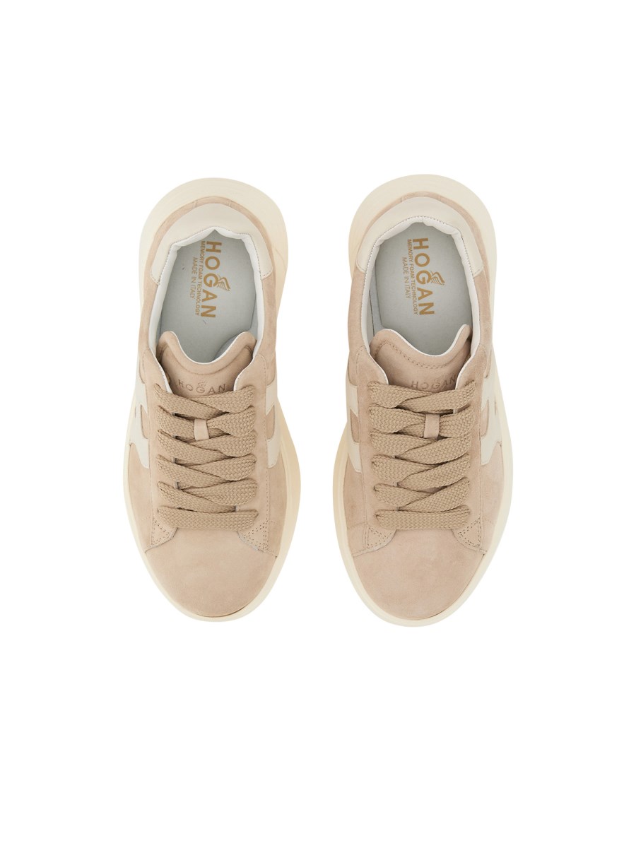 SNEAKER REBEL 