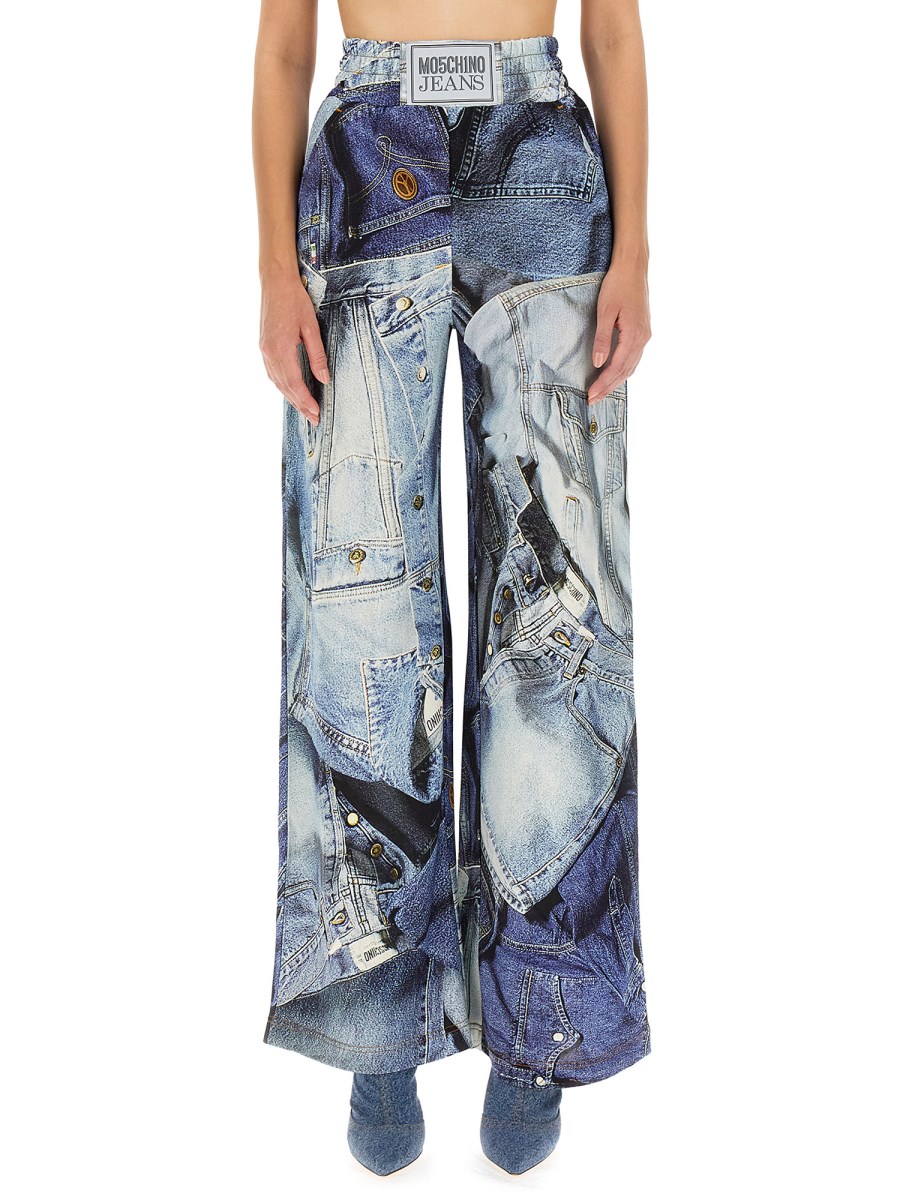 Moschino jeans shop