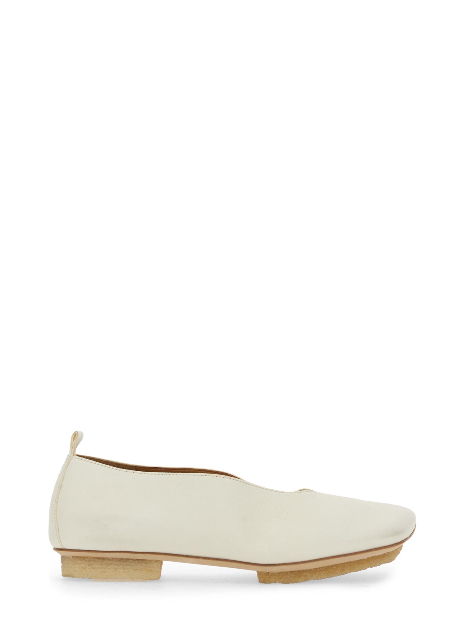 Uma Wang White Leather Ballerina Shoes In Ivory