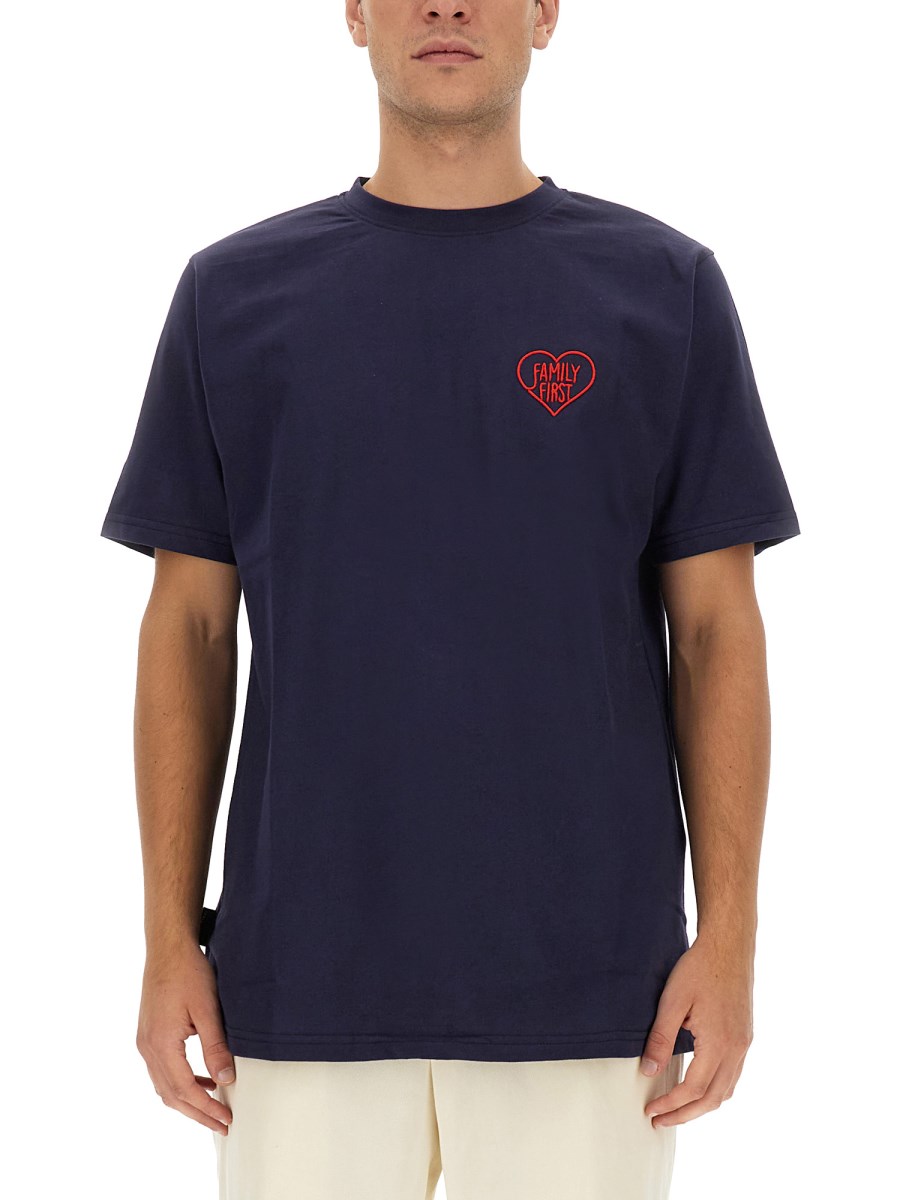 T-SHIRT CON LOGO