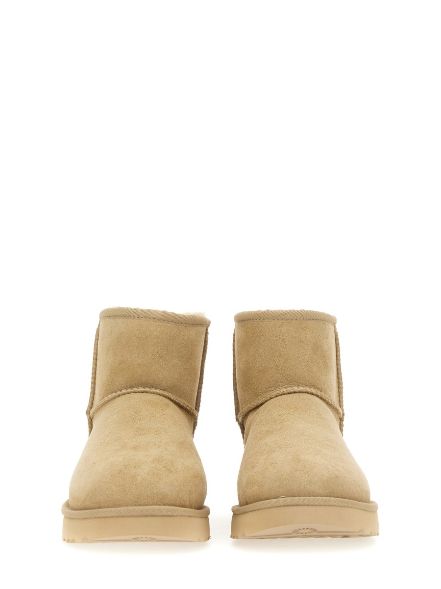 Ugg mini clearance ii sand