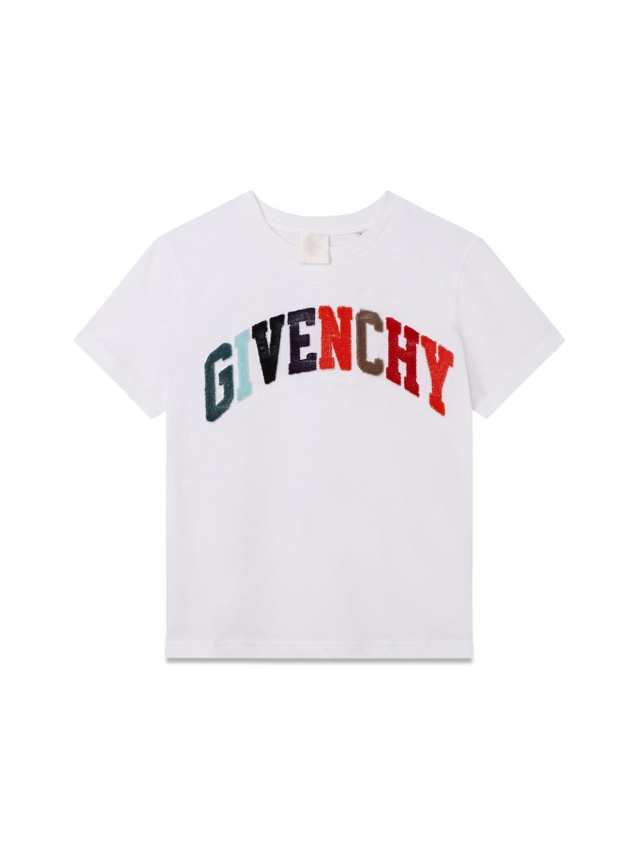 GIVENCHY