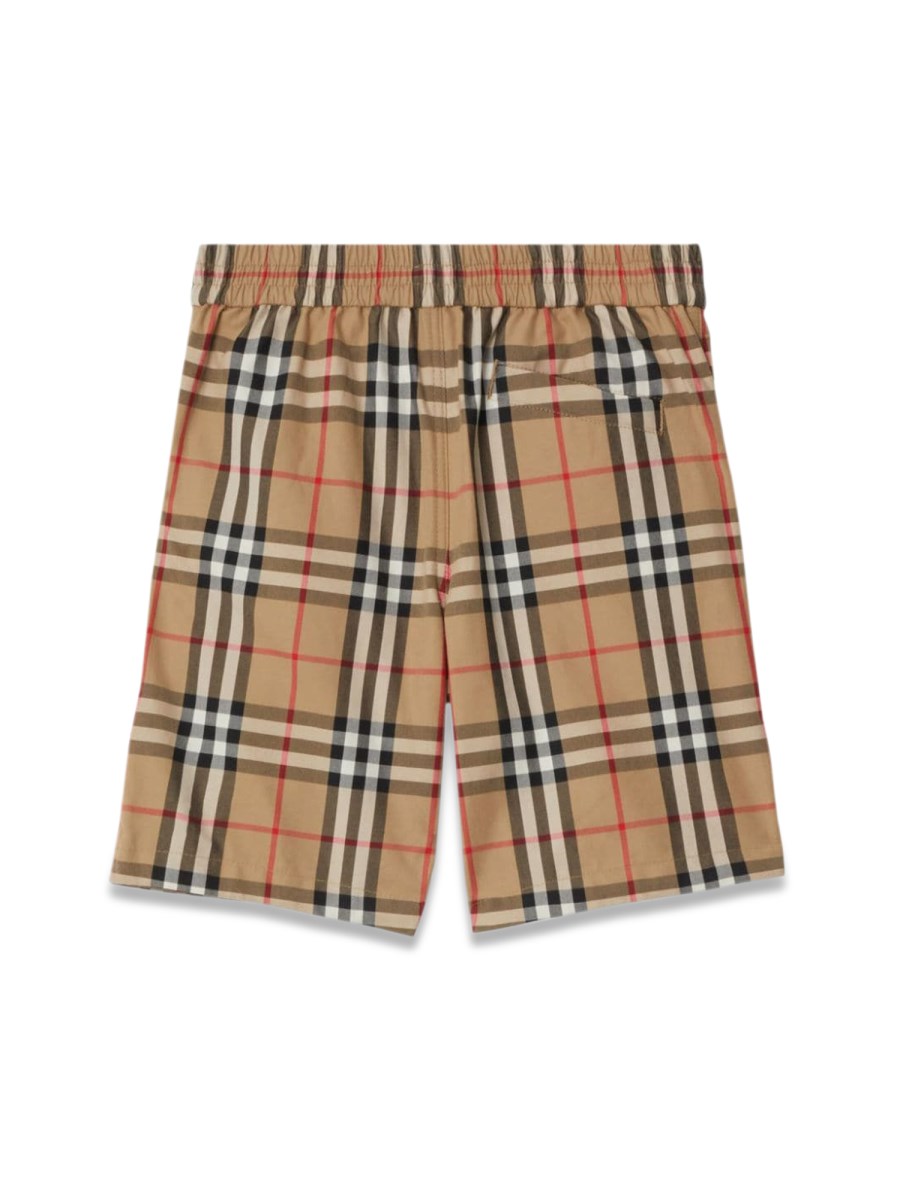 BURBERRY - - Eleonora Bonucci
