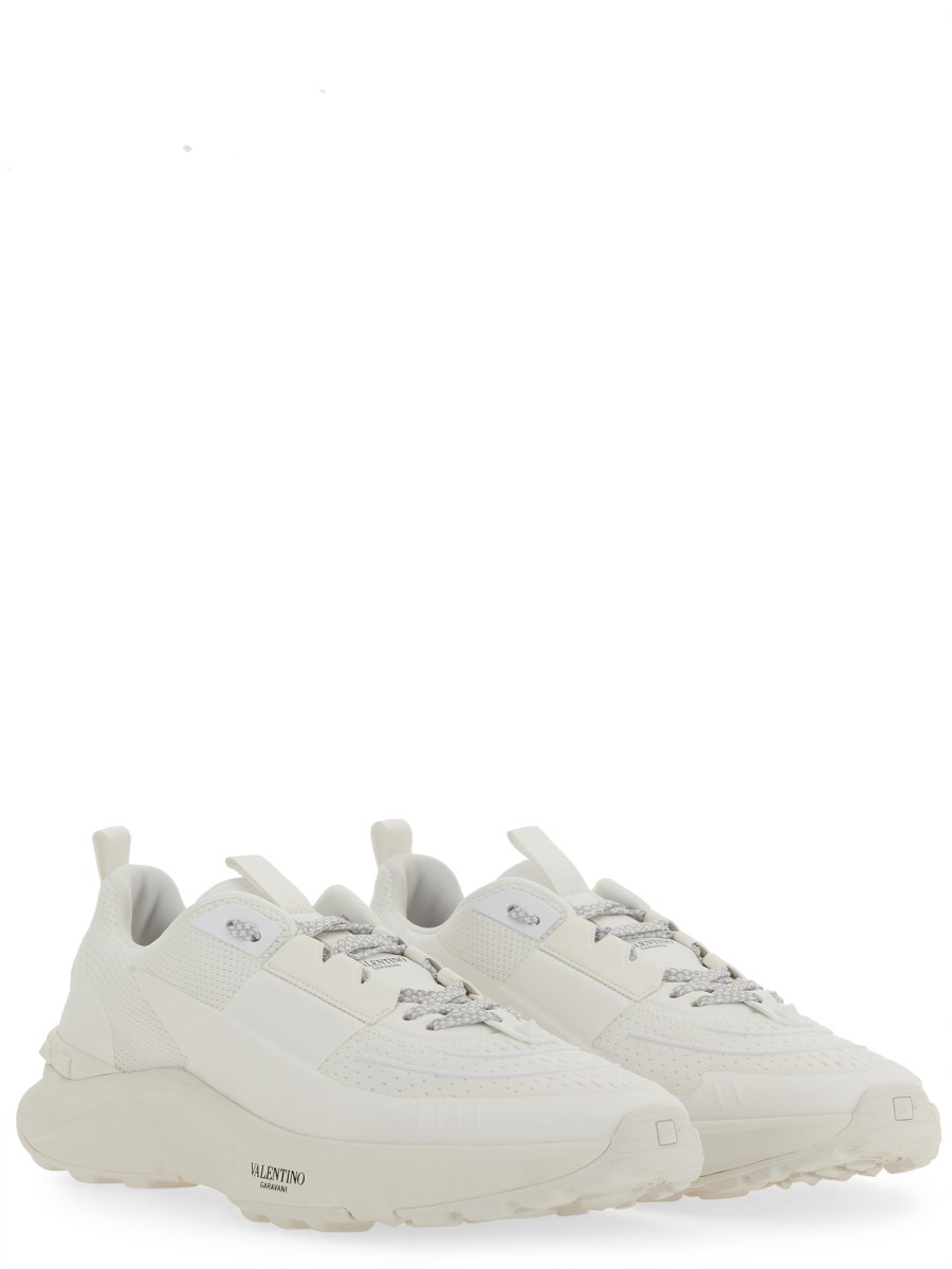 SNEAKER LOW TOP TRUE ACT