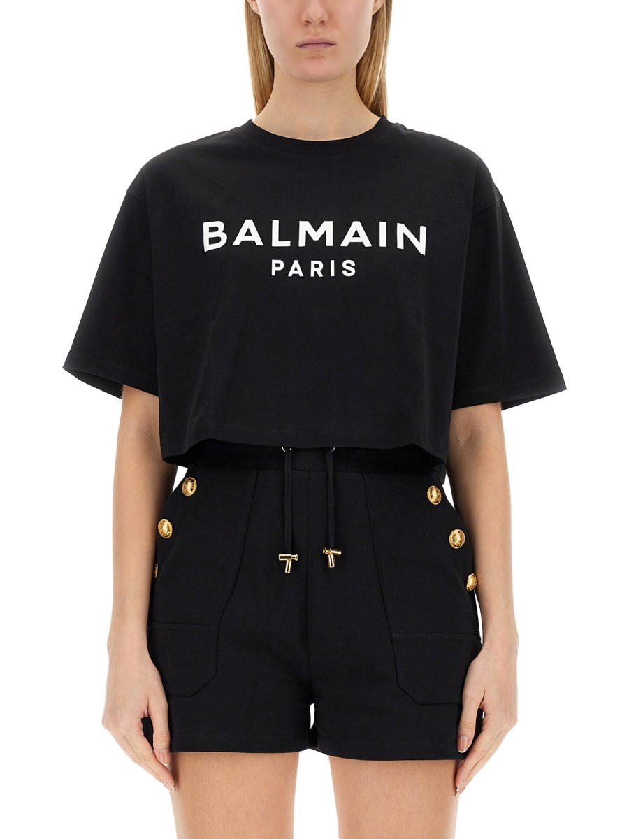 BALMAIN T-SHIRT CROPPED IN JERSEY DI COTONE CON STAMPA LOGO