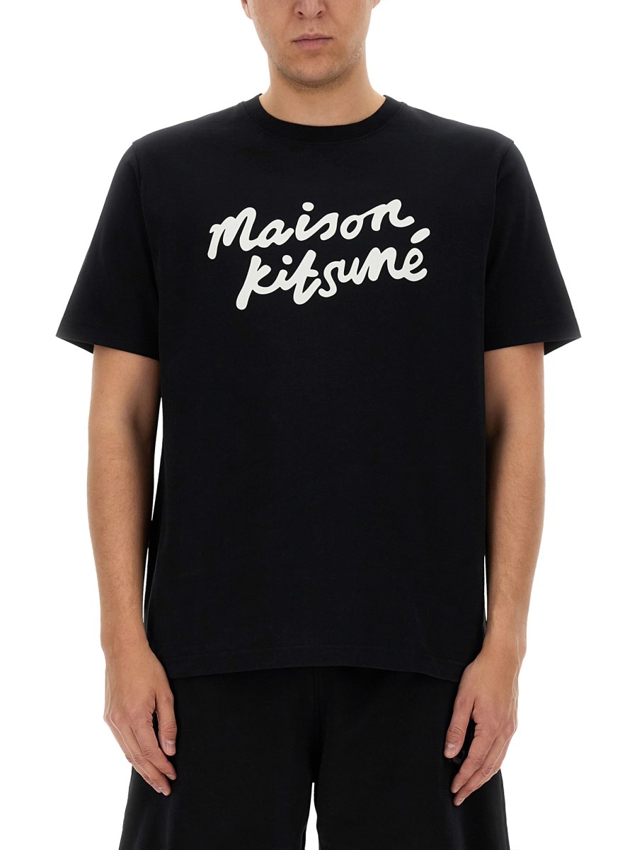 MAISON KITSUNÉ T-SHIRT CON LOGO IN COTONE