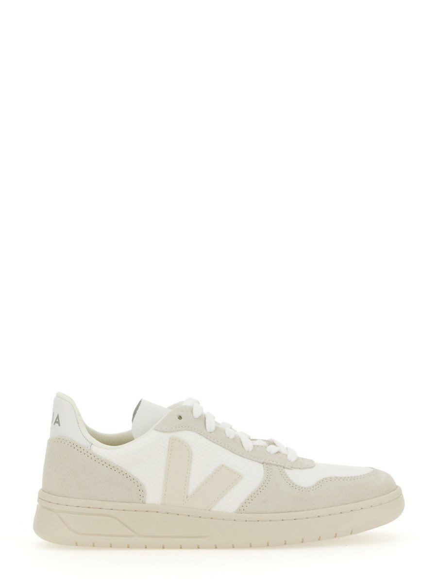 VEJA SNEAKERS V-10