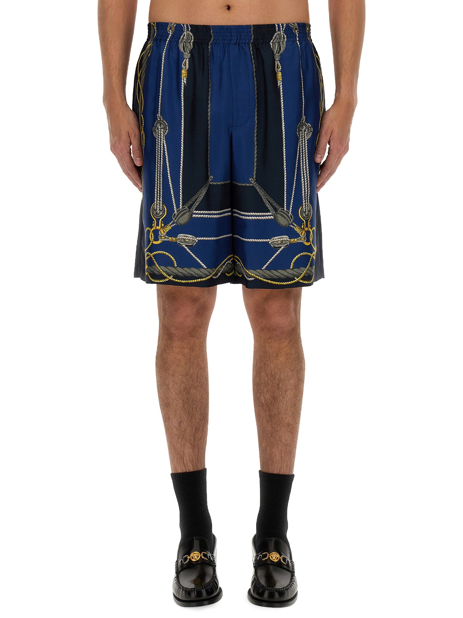 Versace Pattern-printed Elasticated Waistband Bermuda Shorts In Multicolour