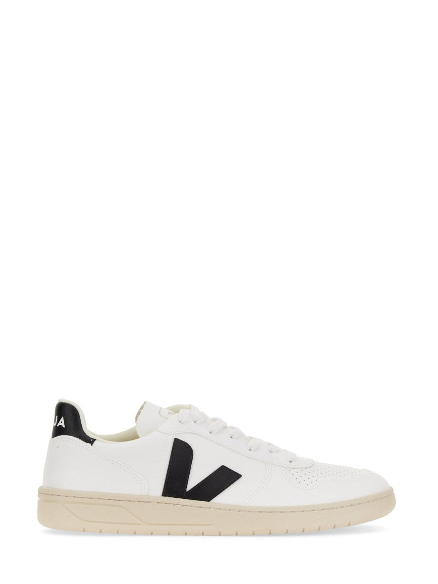 VEJA SNEAKER V-10 IN PELLE