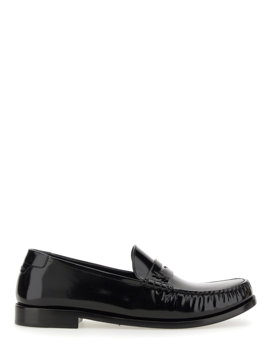 SAINT LAURENT MOCASSINO MONOGRAM IN PELLE VERNICIATA