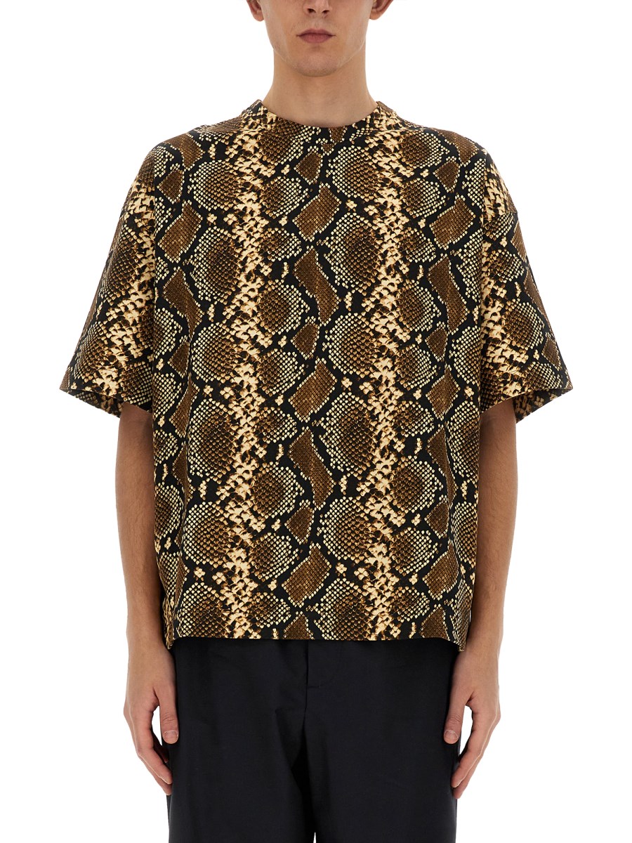 T-SHIRT CON MOTIVO ANIMALIER