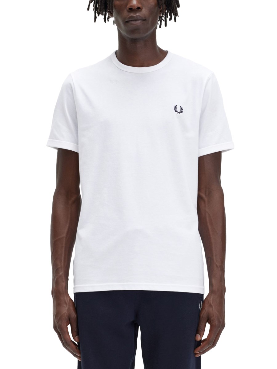 FRED PERRY T-SHIRT CON LOGO