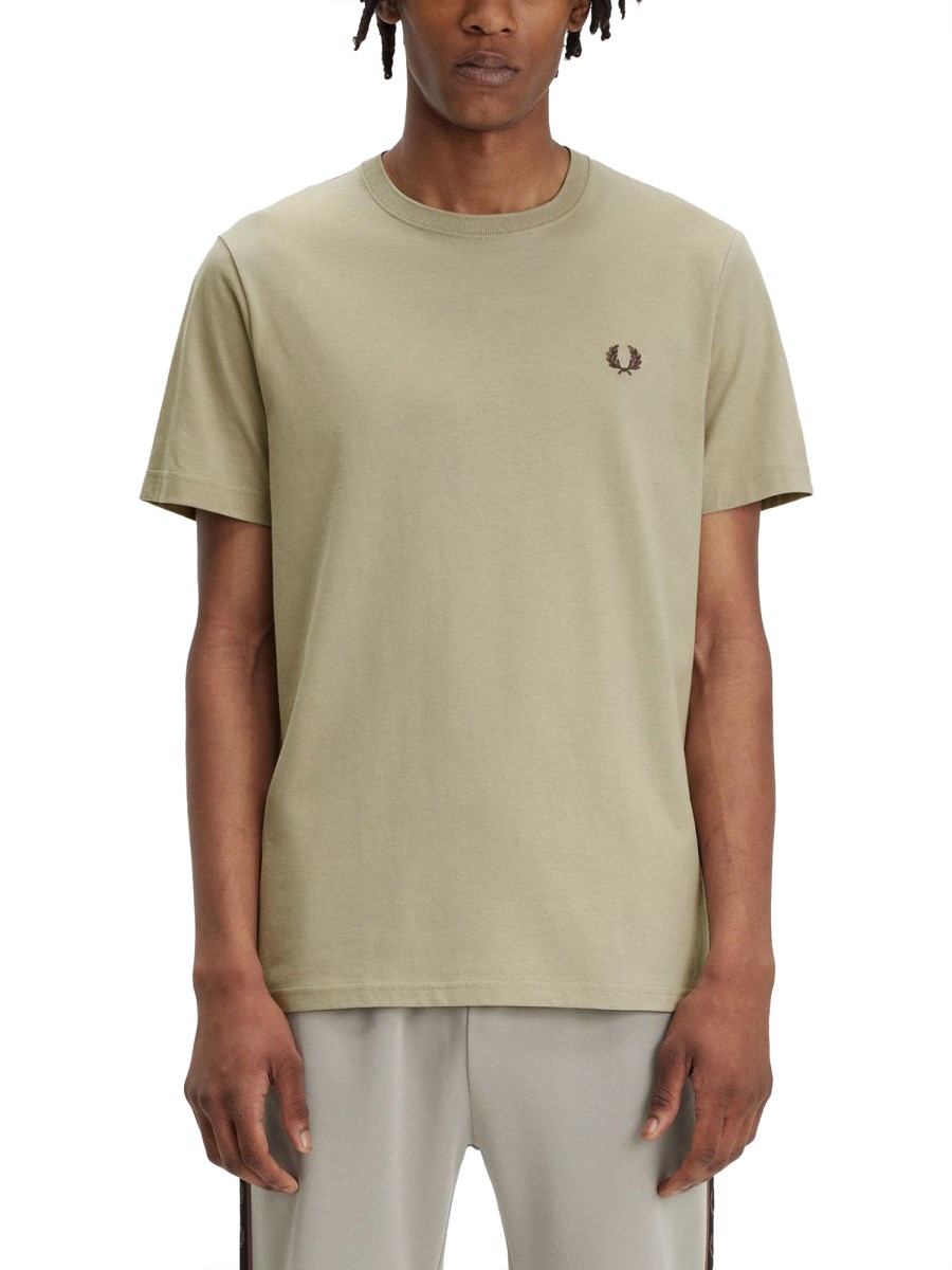 FRED PERRY T-SHIRT CON LOGO