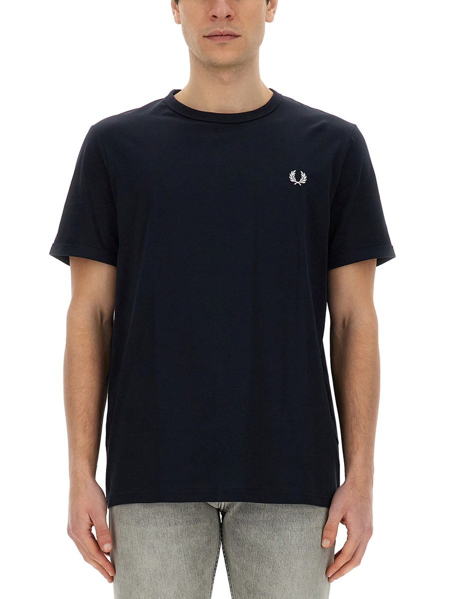 FRED PERRY T-SHIRT CON LOGO